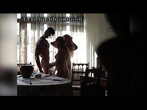 ❤️ جنسی دوست ایک دیو آدمی اور اس کے ساتھ ایک تھریسم کو مدعو کرتے ہیں۔ ❤❌ پر ur.porno-negrov.ru